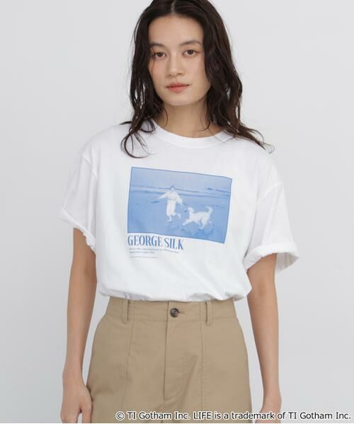 human woman / ヒューマンウーマン カットソー | ＬＩＦＥコラボフォトＴシャツ　ドッグ（ホワイト）