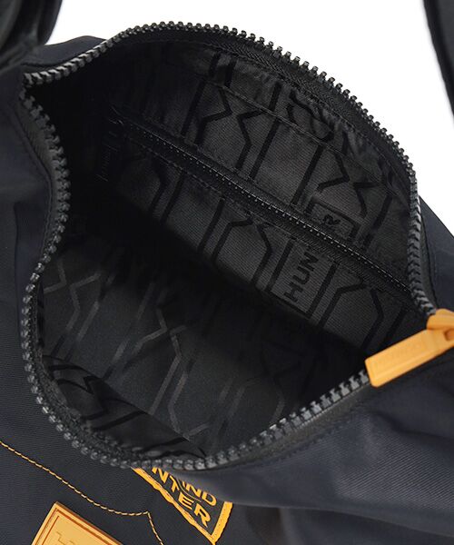 HUNTER / ハンター ショルダーバッグ | ナイロン ミディ ホーボー ボーン イン スコットランド | 詳細5