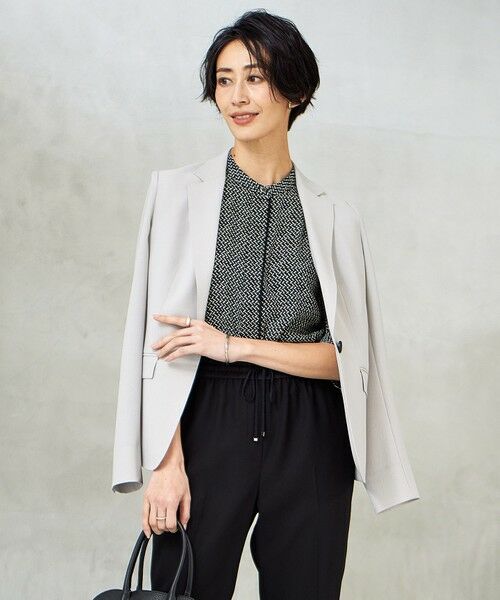 ICB/アイシービー 【接触冷感・防シワ・速乾・洗える】レーヨンライクトロ テーラードジャケット ライトグレー系 2 ICB/アイシービー 【接触冷感・防シワ・速乾・洗える】レーヨンライクトロ テーラードジャケット ライトグレー系 2