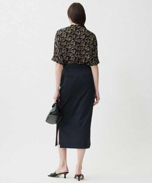 【新品】ICB シェルタリングドライサテン タイトスカート　アイシービー 洗える】シェルタリングドライサテン タイトスカート / ICB