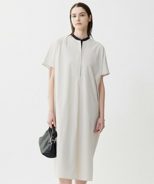 ICB / アイシービー ロング・マキシ丈ワンピース | 【接触冷感・UVカット・洗える】RENUソフトタイプライター バンドカラーワンピース(トープ×ブラック系)