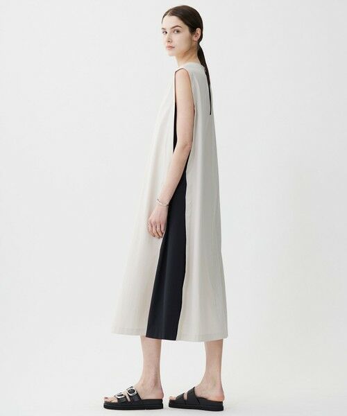 ICB / アイシービー ロング・マキシ丈ワンピース | 【接触冷感・UVカット・洗える】RENUソフトタイプライター バイカラーワンピース | 詳細3