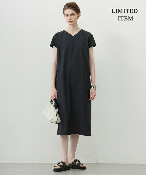 ICB / アイシービー ロング・マキシ丈ワンピース | 【WEB限定・洗える】 アトラストリコット ストレートワンピース | 詳細3