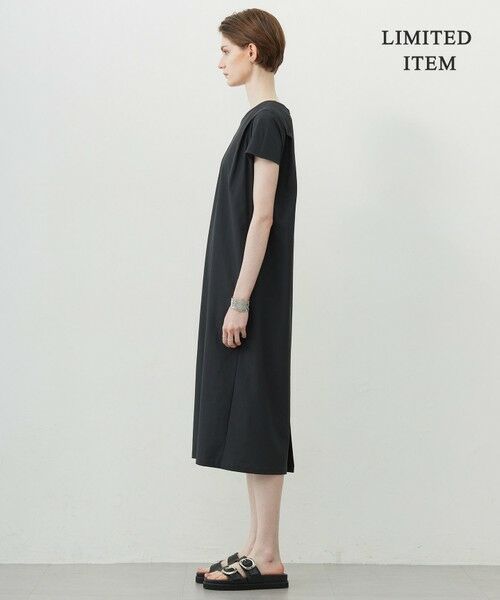 ICB / アイシービー ロング・マキシ丈ワンピース | 【WEB限定・洗える】 アトラストリコット ストレートワンピース | 詳細4