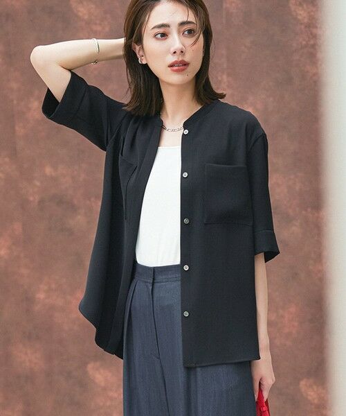 ICB / アイシービー シャツ・ブラウス | 【UVカット・防シワ・洗える】ライトダブルクロス バンドカラーブラウス(ブラック系)