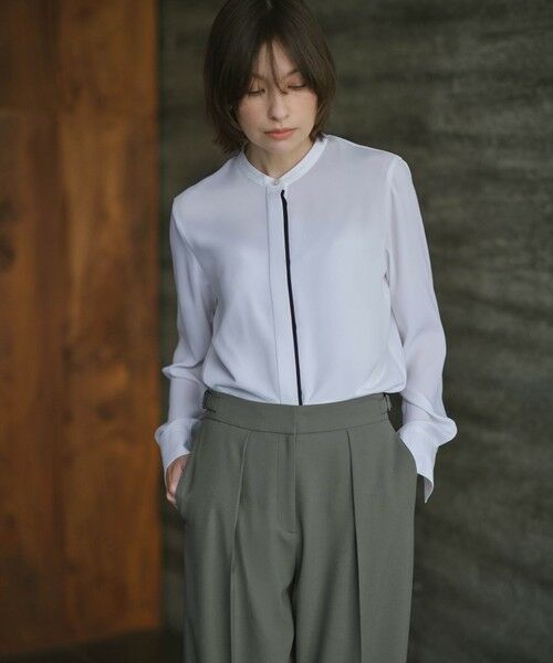 ICB / アイシービー シャツ・ブラウス | 【新色追加・WEB限定カラーあり】BackSatinAmunzen バンドカラーブラウス | 詳細1