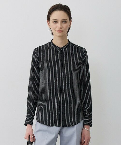 ICB / アイシービー シャツ・ブラウス | 【新色追加・WEB限定カラーあり】BackSatinAmunzen バンドカラーブラウス（ブラックベース×ストライプチェーン柄）