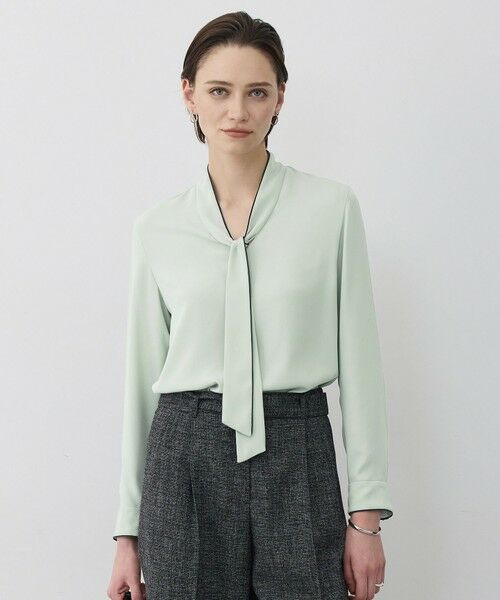 ICB / アイシービー シャツ・ブラウス | 【新色追加】BackSatinAmunzen 配色ボウタイブラウス（スモークグリーン）