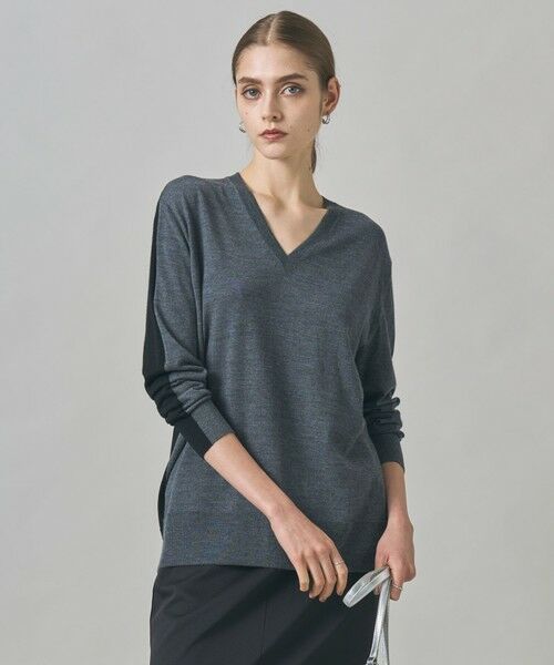 ICB/アイシービー 【洗える】コンパクトファインウール Vネックニット ミディアムグレー×ブラック系 XS ICB/アイシービー 【洗える】コンパクトファインウール Vネックニット ミディアムグレー×ブラック系 XS