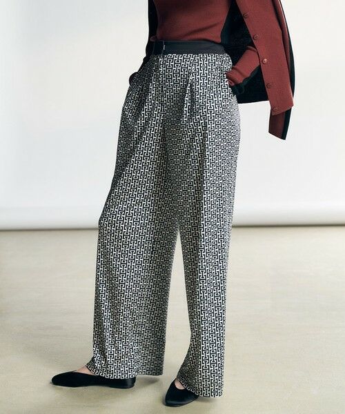 ICB/アイシービー 【30th ANNIVERSARY】 モノグラムプリントスムース ワイドパンツ オフホワイト×ブラック系 4 ICB/アイシービー 【30th ANNIVERSARY】 モノグラムプリントスムース ワイドパンツ オフホワイト×ブラック系 4