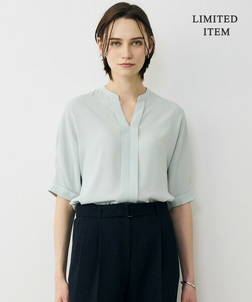 ICB / アイシービー シャツ・ブラウス | 【WEB限定】BackSatinAmunzen 5分袖キーネックブラウス（アッシュブルー）