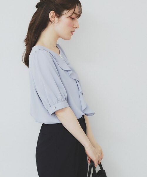 index / インデックス シャツ・ブラウス | アシメフリルパール調ブラウス【洗濯機洗い可/イージーアイロン】 | 詳細5