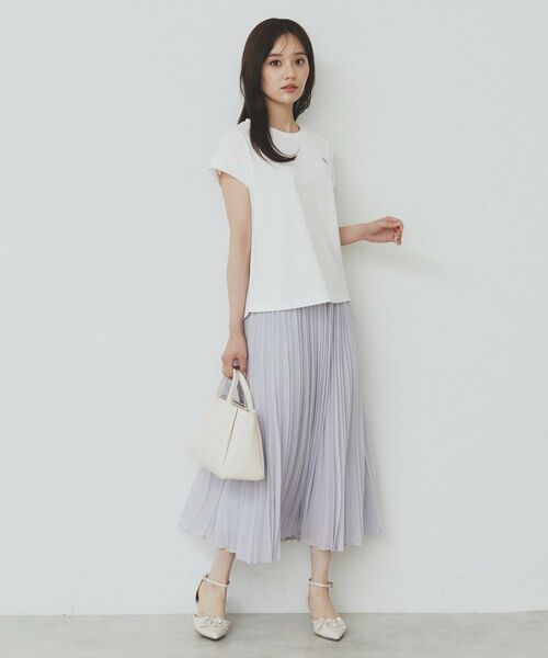 index / インデックス Tシャツ | 《6色展開/S-3Lサイズ》フラワー刺繍Tシャツ【汗ジミ防止/吸水速乾/接触冷感/UVケア/洗濯機洗い可】 | 詳細4