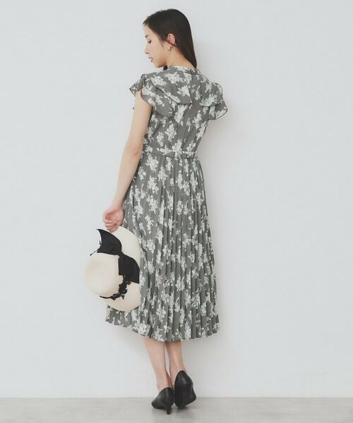 index / インデックス ミニ丈・ひざ丈ワンピース | 《美人百花掲載》フリルプリーツ花柄ワンピース【洗濯機洗い可/イージーアイロン/防シワ】 | 詳細3