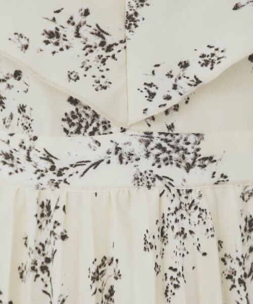 index / インデックス ミニ丈・ひざ丈ワンピース | 《美人百花掲載》フリルプリーツ花柄ワンピース【洗濯機洗い可/イージーアイロン/防シワ】 | 詳細8