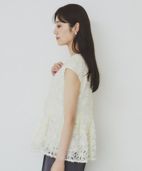 index / インデックス シャツ・ブラウス | フラワーチュール刺繍ペプラムブラウス【洗える】 | 詳細14