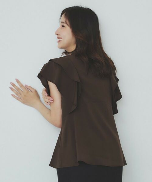 index / インデックス シャツ・ブラウス | ダブルフリルバンドカラーブラウス【洗濯機洗い可/イージーアイロン/防シワ】 | 詳細1