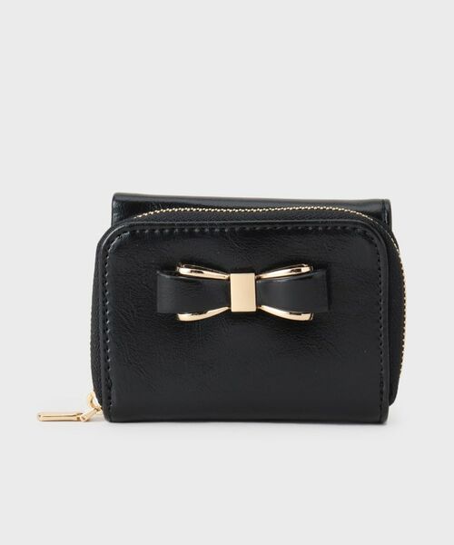 MCM 黒 三つ折り財布 リボンデザイン MCM 黒 三つ折り財布 リボンデザイン