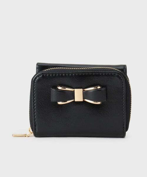 MCM 黒 三つ折り財布 リボンデザイン MCM 黒 三つ折り財布 リボンデザイン