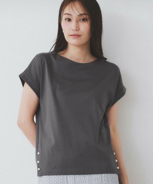 index / インデックス カットソー | 《S-3Lサイズ》サイドパール調ボタンボクシートップス【洗濯機洗い可/UVケア/接触冷感】(チャコールグレー(014))