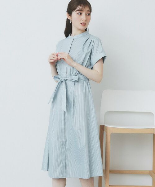 M-Lサイズ　BLUE LABEL マルチカラーストライプ半袖ワンピース M-Lサイズ BLUE LABEL マルチカラーストライプ半袖ワンピース