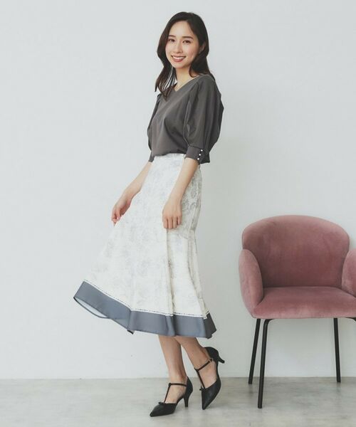 index / インデックス カットソー | 《5色展開》Vネックタックパフスリーブトップス【洗濯機洗い可/UVケア/接触冷感】 | 詳細2