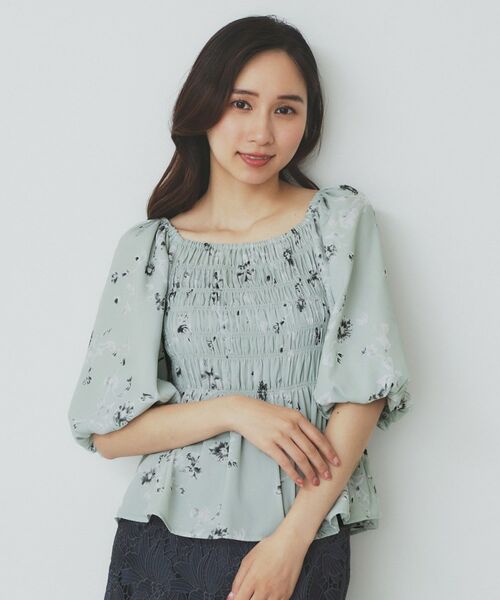 index / インデックス シャツ・ブラウス | フラワーシャーリングペプラムブラウス【洗濯機洗い可】 | 詳細13