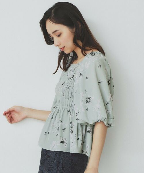 index / インデックス シャツ・ブラウス | フラワーシャーリングペプラムブラウス【洗濯機洗い可】 | 詳細5