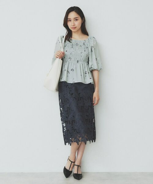 index / インデックス シャツ・ブラウス | フラワーシャーリングペプラムブラウス【洗濯機洗い可】 | 詳細6