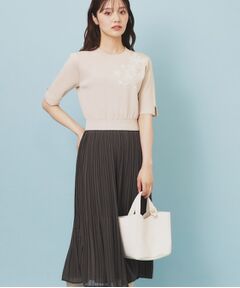 index / インデックス ミニ丈・ひざ丈ワンピース | 刺繍デザインドッキングプリーツワンピース【洗濯機OK】