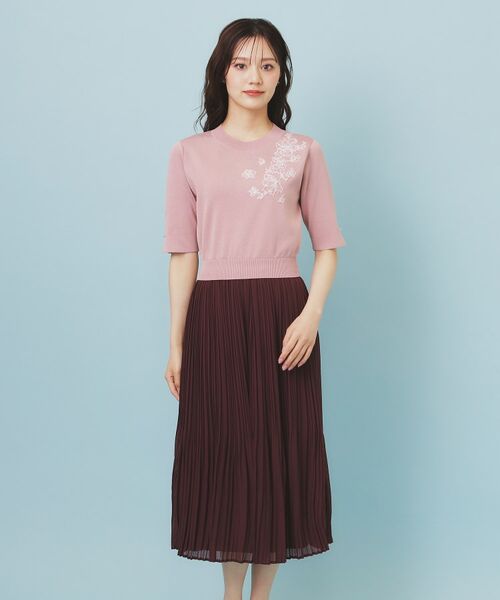 index / インデックス ミニ丈・ひざ丈ワンピース | 刺繍デザインドッキングプリーツワンピース【洗濯機OK】 | 詳細12