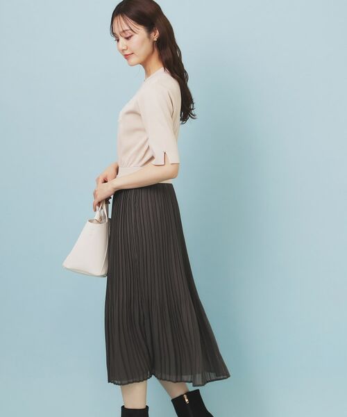 index / インデックス ミニ丈・ひざ丈ワンピース | 刺繍デザインドッキングプリーツワンピース【洗濯機OK】 | 詳細4