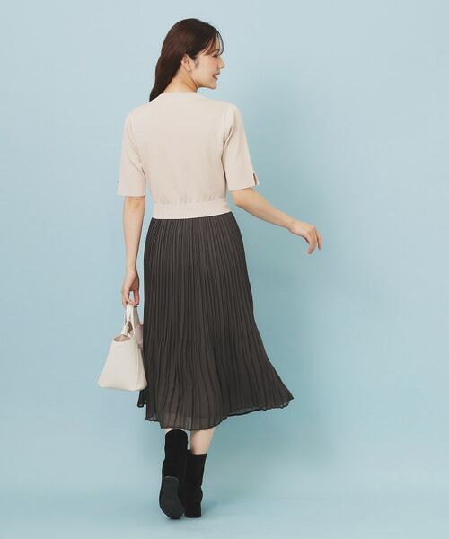 index / インデックス ミニ丈・ひざ丈ワンピース | 刺繍デザインドッキングプリーツワンピース【洗濯機OK】 | 詳細6