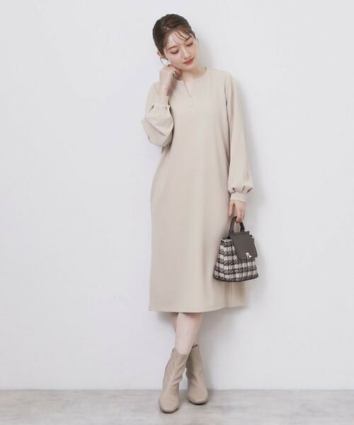 index / インデックス ミニ丈・ひざ丈ワンピース | パール調ボタン付きキーネックワンピース【洗濯機OK】《S～3L》 | 詳細13