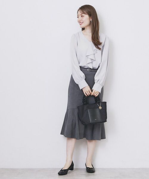 index / インデックス シャツ・ブラウス | Vネックフリルブラウス【洗濯機OK/イージーアイロン】 | 詳細2