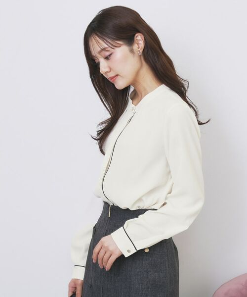 index / インデックス シャツ・ブラウス | タックデザインバンドカラーブラウス【洗濯機OK】 | 詳細2