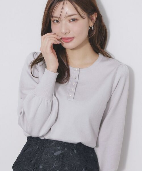 index / インデックス ニット・セーター | ビジューボタンヘンリーネックニット【洗濯機OK】（サックスブルー(090)）