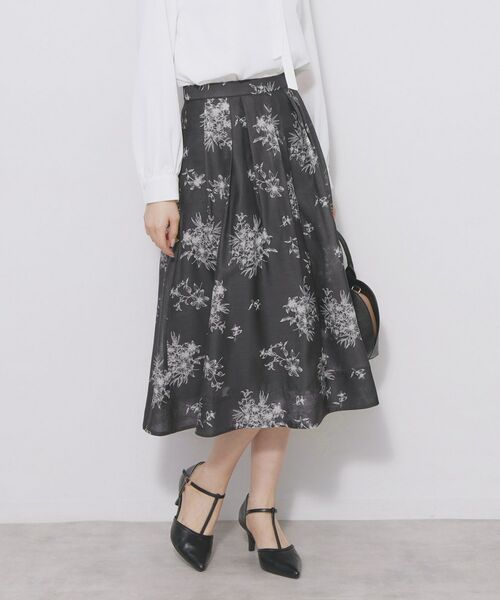 index / インデックス スカート | オーガンジーフラワーフレアスカート【洗濯機OK/イージーアイロン】（ネイビー(194)）