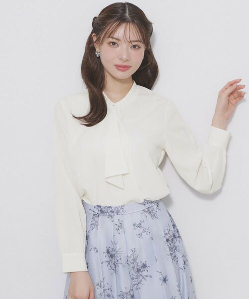 index / インデックス シャツ・ブラウス | アシンメトリーボウタイブラウス【洗濯機OK/イージーアイロン/防シワ】《XS～LL》（オフホワイト(003)）