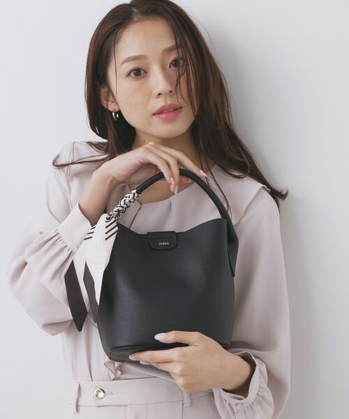 index / インデックス トートバッグ | ストライプスカーフ付きミドルバッグ【2WAY】(ブラック(019))