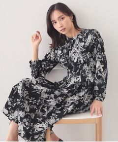 index / インデックス ロング・マキシ丈ワンピース | フラワーハイネックタックワンピース【洗濯機OK／イージーアイロン／防シワ】