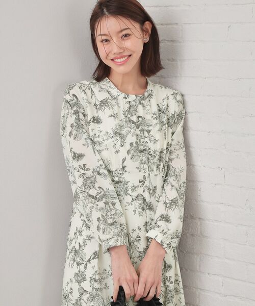 index / インデックス ロング・マキシ丈ワンピース | フラワーハイネックタックワンピース【洗濯機OK／イージーアイロン／防シワ】 | 詳細1