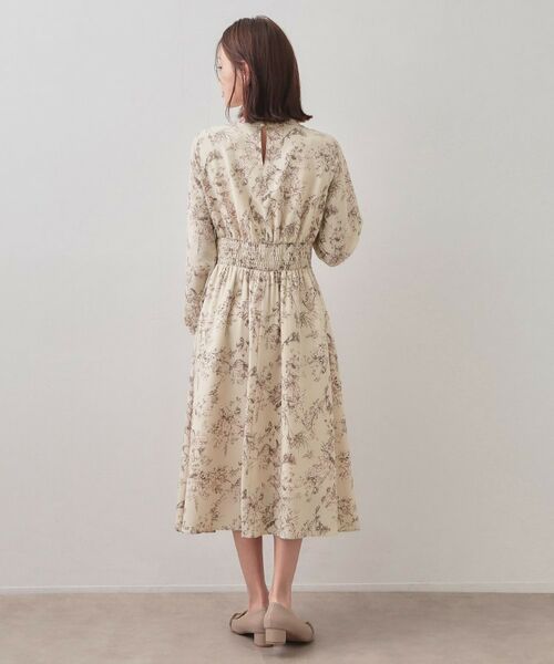 index / インデックス ロング・マキシ丈ワンピース | フラワーハイネックタックワンピース【洗濯機OK／イージーアイロン／防シワ】 | 詳細15