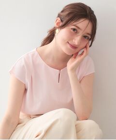 index / インデックス カットソー | ビジューキーネックフレンチトップス【洗濯機OK・接触冷感・UVケア】