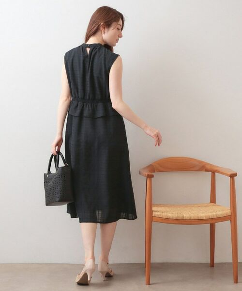 index / インデックス ミニ丈・ひざ丈ワンピース | シアーチェックミニペプラムワンピース【洗濯機OK・防シワ】 | 詳細3