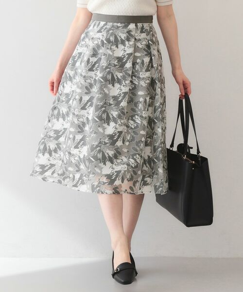 index / インデックス スカート | シアーフラワータックフレアスカート【洗濯機OK】（チャコールグレー(114)）