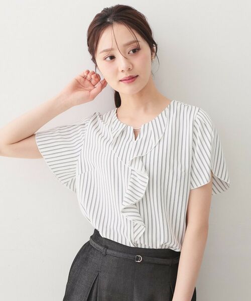 index / インデックス シャツ・ブラウス | フリルフレアスリーブブラウス【洗濯機OK／UVケア／吸水速乾／透け防止／汗ジミ防止】（アイボリー(304)）