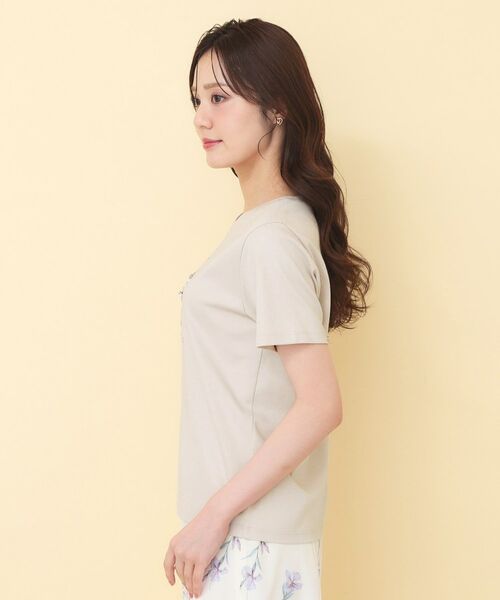 index / インデックス Tシャツ | ビッグロゴ刺繍ビジュー付きTシャツ【洗濯機OK／接触冷感／UVケア】 | 詳細14
