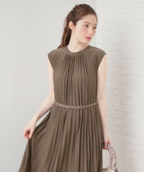 index / インデックス ロング・マキシ丈ワンピース | カットプリーツフレンチワンピース【洗濯機OK/イージーアイロン/ストレッチ】 | 詳細1