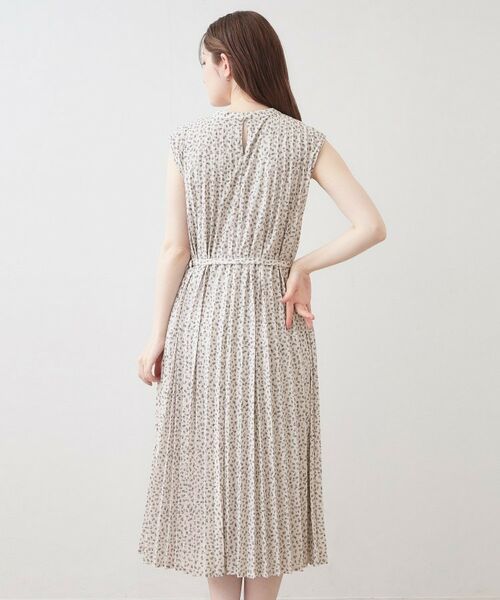 index / インデックス ロング・マキシ丈ワンピース | カットプリーツフレンチワンピース【洗濯機OK/イージーアイロン/ストレッチ】 | 詳細24